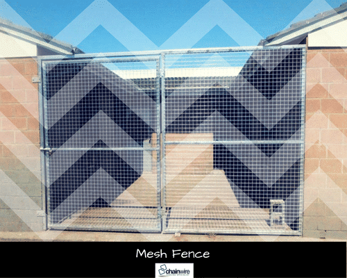 Traditional Wood Fencing vs. Tube and Mesh Fencing - Fencing