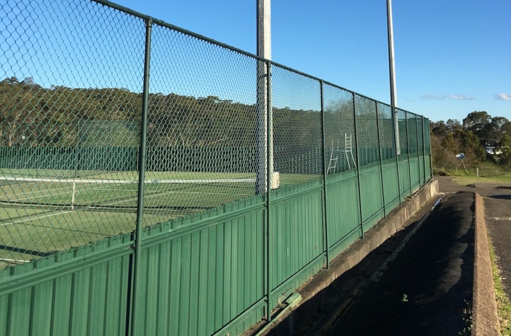 erina fencing specialist - Chainwire Fencing Newcastle