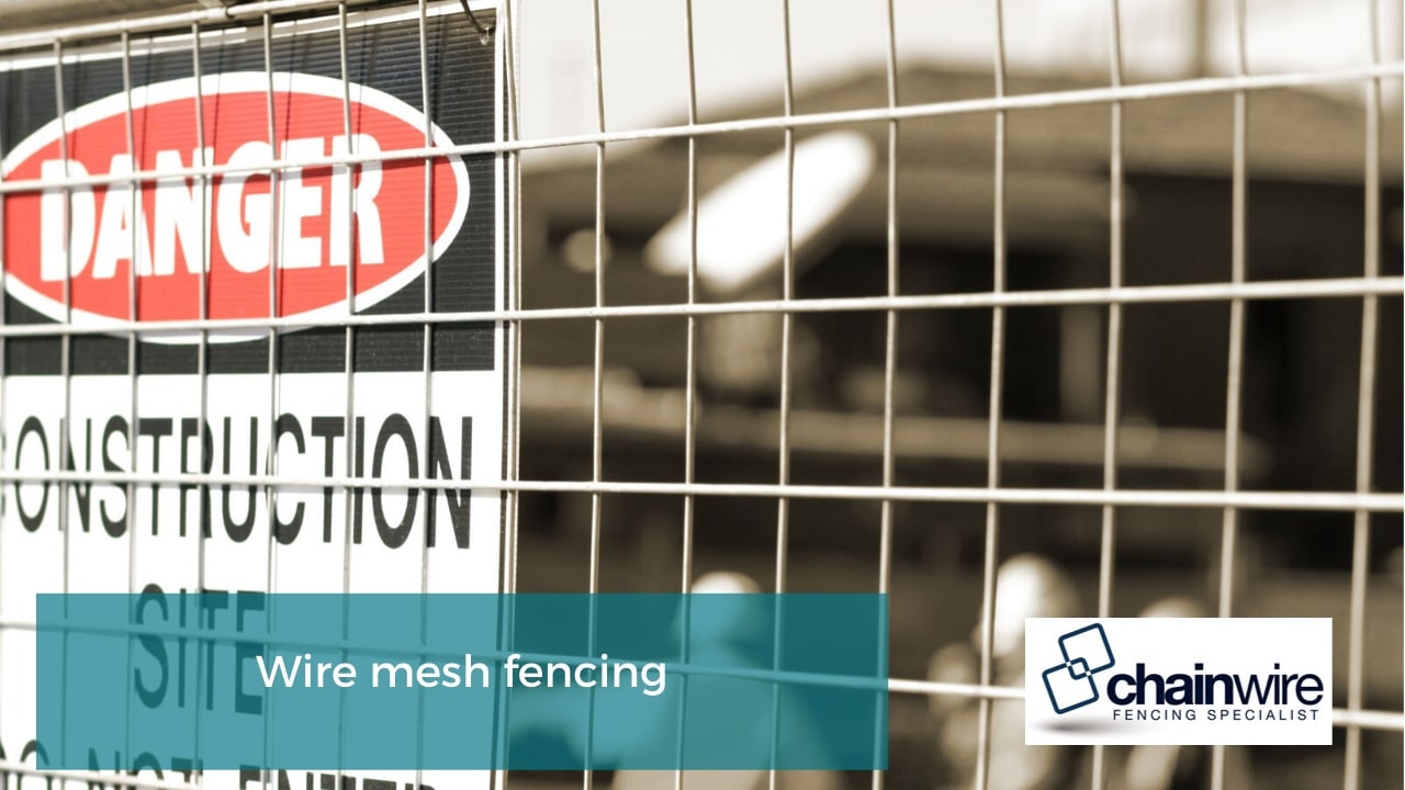 Wire mesh fencing