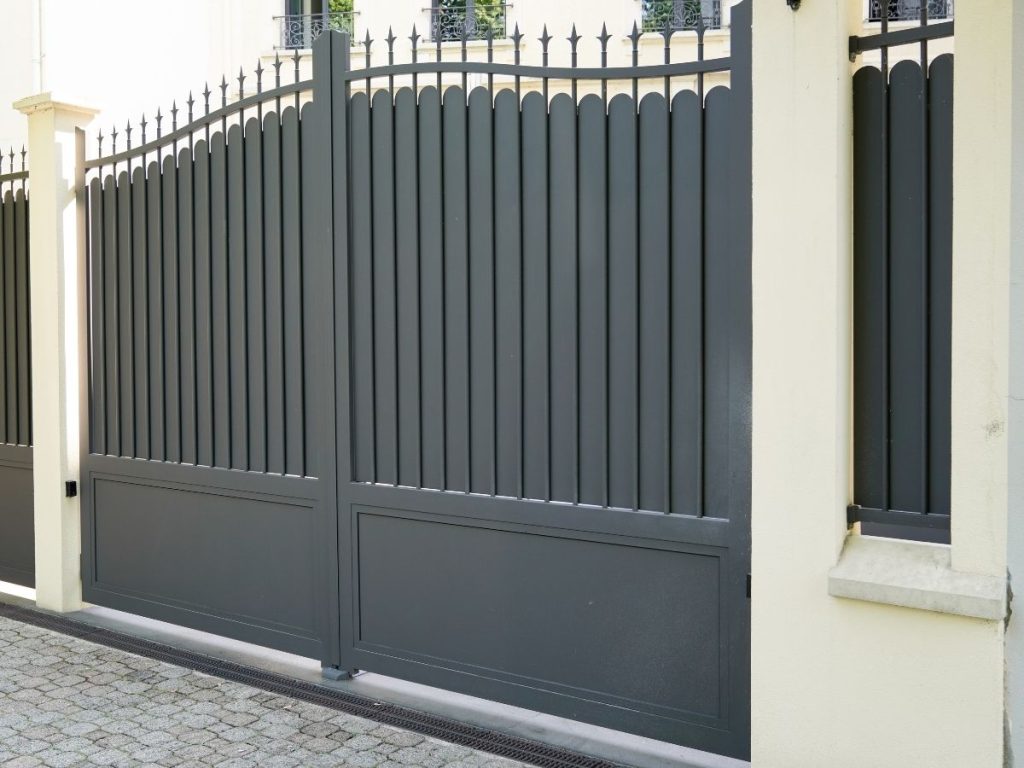 Corporate Office Security Fencing - Corporate Office Security Fencing