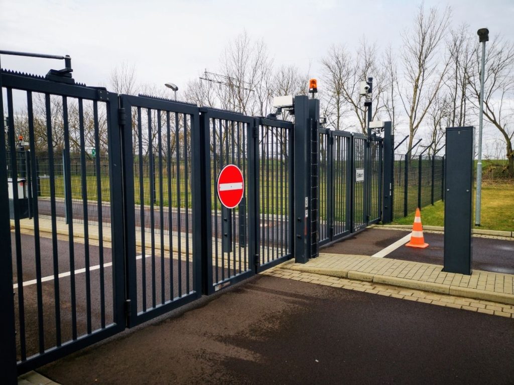 Corporate Office Security Fencing - Corporate Office Security Fencing