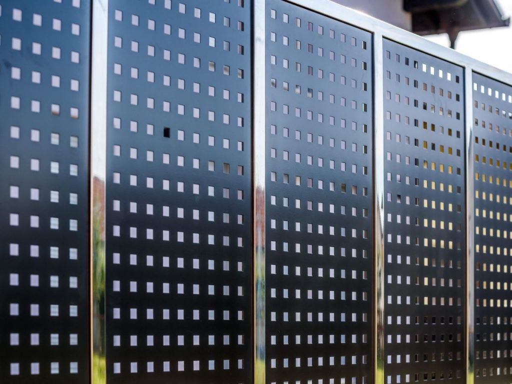 Steel Fencing - Steel Fencing